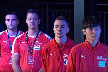 Drámai módon ért véget a GT Sport New York-i döntője: magyar indulók is voltak!
