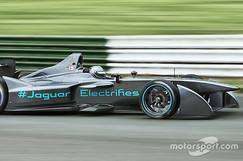 Jaguar: Lynn, Evans o Tincknell accanto ad Adam Carroll?