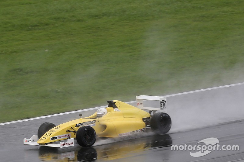 Clark F4: Gowda takes Race 4 podium, named 'Star Driver' of the weekend