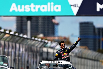 Ricciardo honoured with Albert Park grandstand