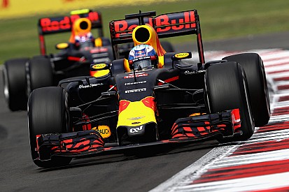 Webber tips Ricciardo to beat Verstappen in 2017