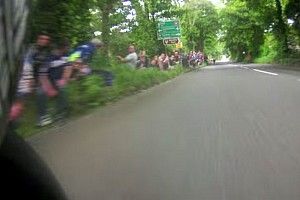 17 Minuten Adrenalinkick: Die TT-Rekordrunde im Onboard-Video!
