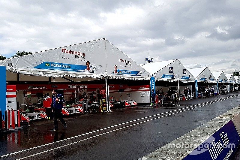 Sepuluh tim terdaftar dalam kejuaraan Formula E 2016-2017