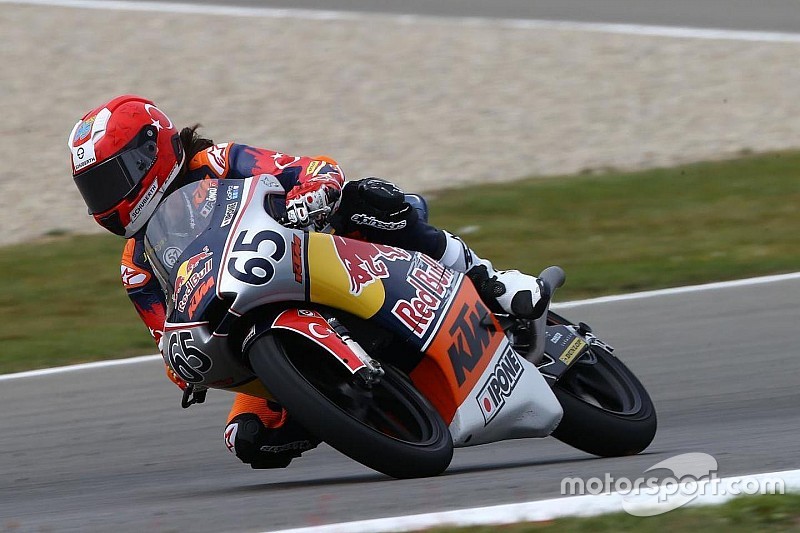 Red Bull Rookies Cup: Brno'daki ilk yarışta zafer Can Öncü'nün!