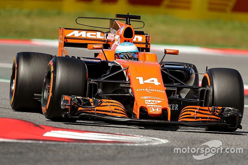 【F1】アロンソ「今はレッドブルをどう交わすかだけを考えている」