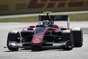 GP3 Barcelona: Fukuzumi wint openingsrace met verve