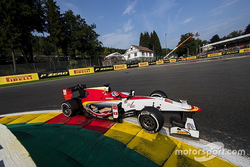 Formula 2: Boschung veloce e iellato, Delétraz in crescita