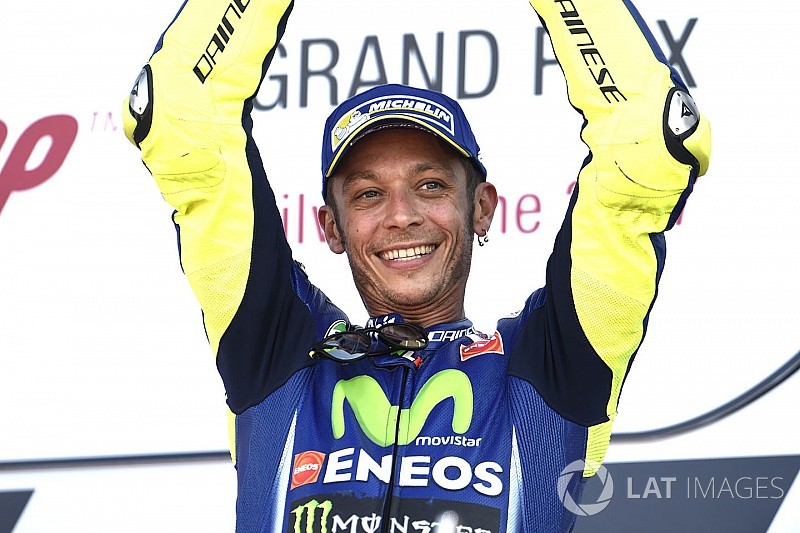 Clamoroso: Valentino ha girato a Misano a 18 giorni dall'operazione!