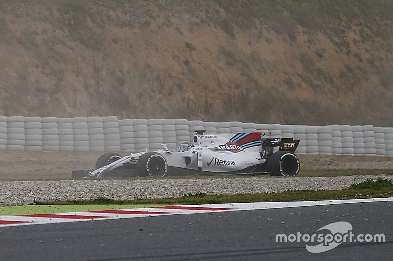 Akibat insiden Stroll, Williams mengakhiri sesi hari kedua lebih awal