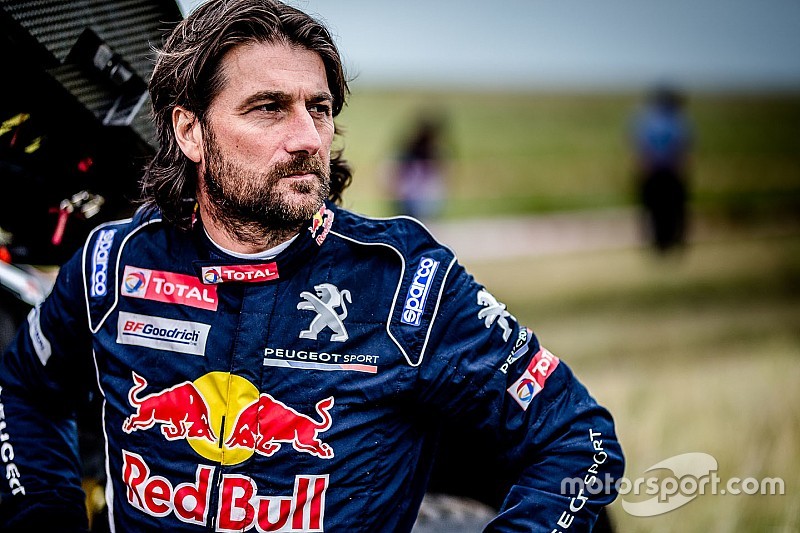 El Dakar sustituye a Etienne Lavigne por David Castera