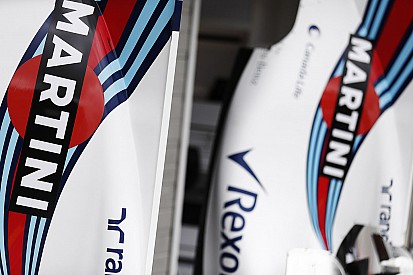 Fantasztikus Martini Porsche F1-es koncepciófestést készített egy designer