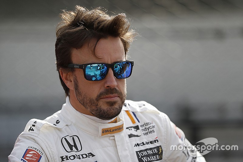 【WEC】ポルシェとトヨタ、アロンソ起用予定は「今のところない」