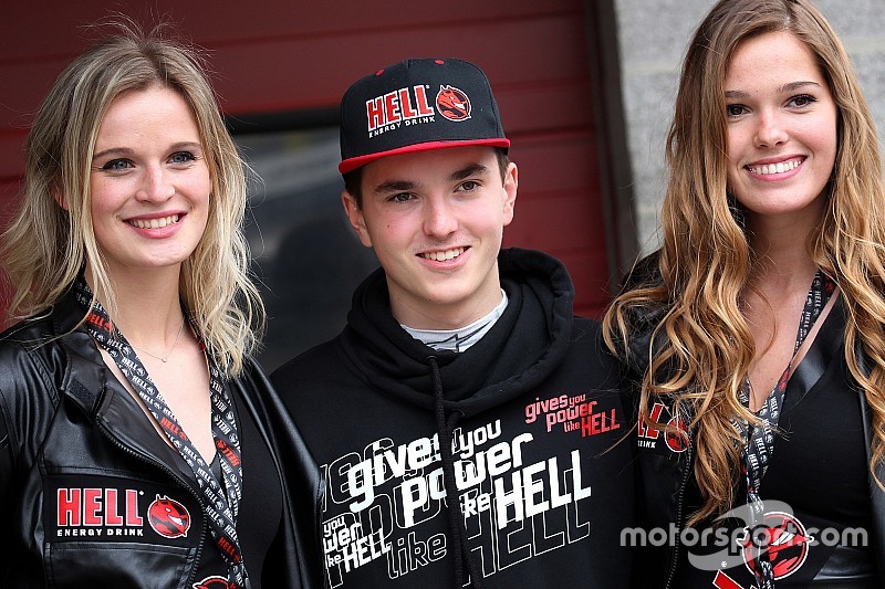 Tassi egyre többet parádézik Michelisz csapatával