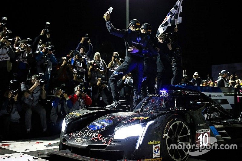 Sebring 12 Jam: Cadillac dominan, Corvette kalahkan Ford di GTLM
