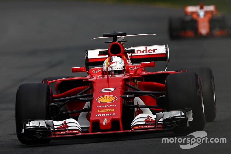 Melbourne, Libere 3: Vettel porta la Ferrari davanti alla Mercedes!
