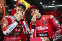 Bagnaia: "M&aacute;rquez me ha sorprendido como compa&ntilde;ero; solo se puede aprender de &eacute;l"