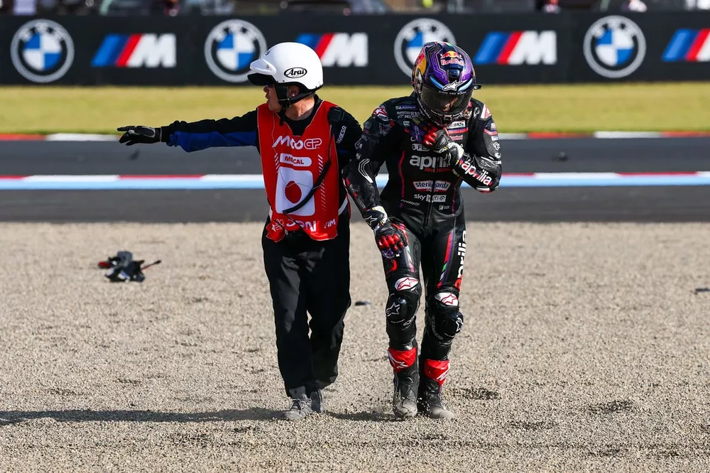 Jorge Martin, Aprilia Racing Team crash