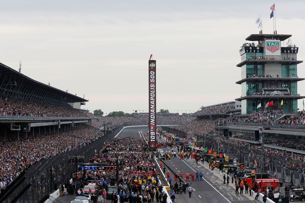 Indy 500 grid