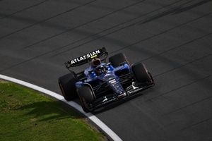 【F1】カルロス・サインツjr直筆サイン色紙 カルロス・サインツ フェラーリ 直筆サイン入りフォト F1 - メルカリ