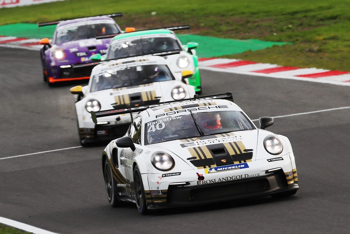 Rackstraw pips Martin by two points in thrilling Brands Hatch Carrera Cup finale