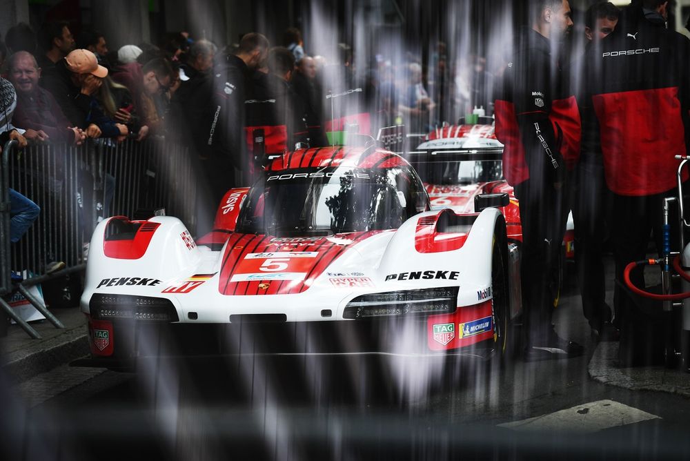 #5 Porsche Penske Motorsport Porsche 963