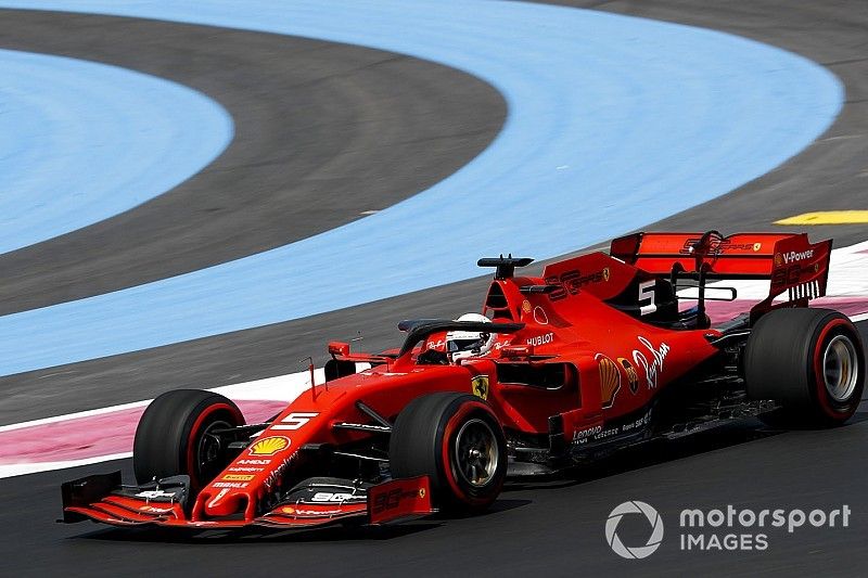 «Ferrari стремилась приблизиться к Mercedes, но попытка провалилась». Феттель об итогах Гран При Франции