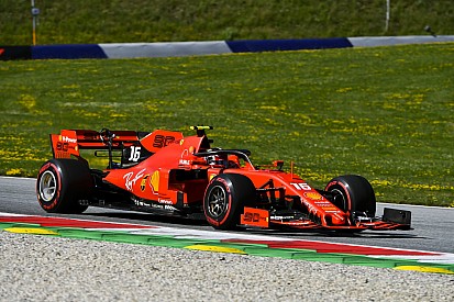 Leclerc laat Mercedes-duo achter zich in VT3, Verstappen op P5