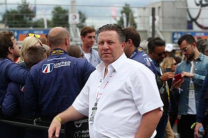 Brown: "Sainz harika bir lider, Norris harika bir takım oyuncusu"