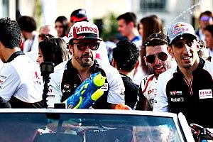 Alonso: A 7-es autó érdemelte volna meg a győzelmet…