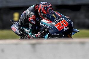 MotoGP, Assen, Libere 4: Quartararo e Vinales volano, Rossi solo 18esimo
