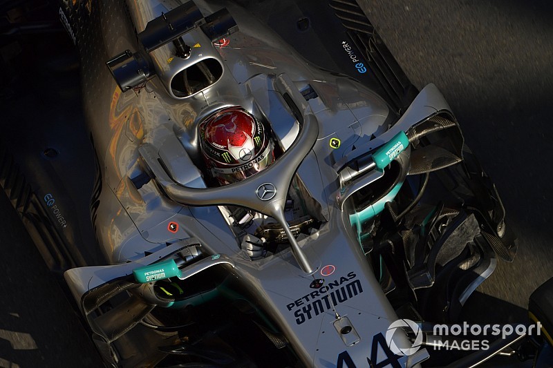 Hamilton dankbaar voor eerste startrij in Baku zonder upgrades