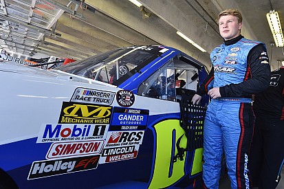 NASCAR suspende a un piloto indefinidamente