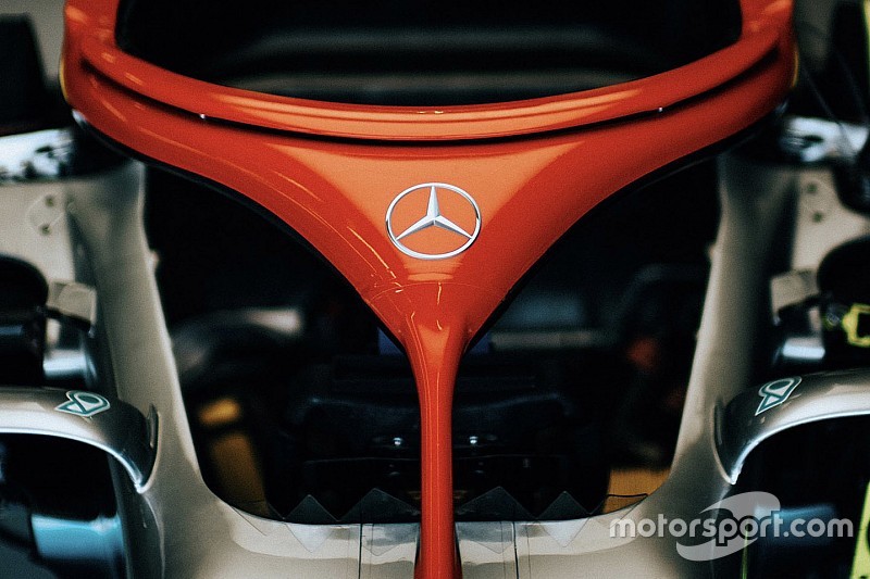 A Mercedes és a McLaren is különleges díszítéssel emlékeznek meg Niki Laudáról