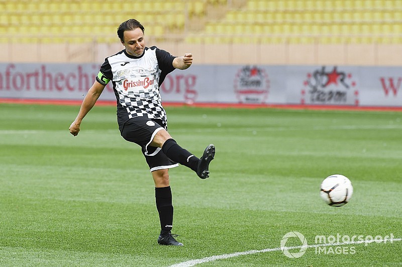 Leclerc és Massa is pályára lépett: futballünnep Monaco előtt