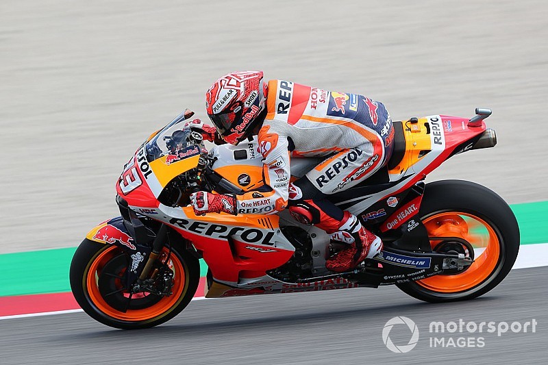 MotoGP, Barcellona, Libere 1: Marquez davanti a Quartararo, Dovizioso quarto