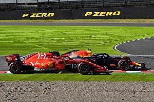 Toques de Verstappen enfurecem Ferrari no GP do Japão
