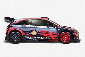 Hyundai: svelata la fiammante livrea delle i20 WRC 2019 di Neuville e Loeb