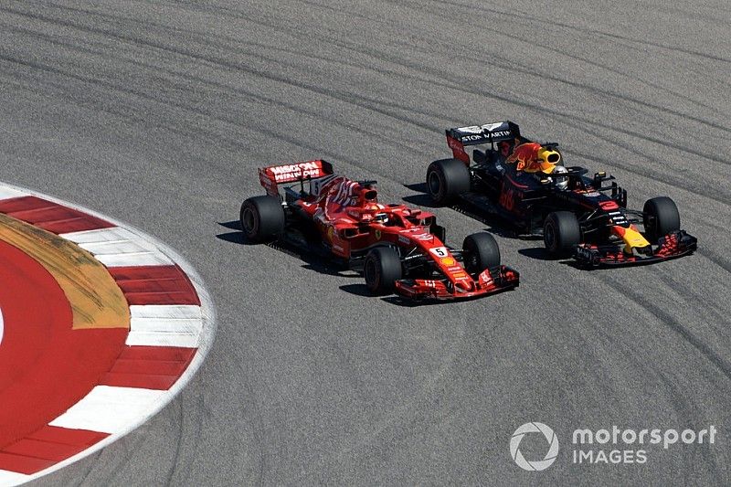 Ricciardo says nothing "erratic" in Vettel's driving