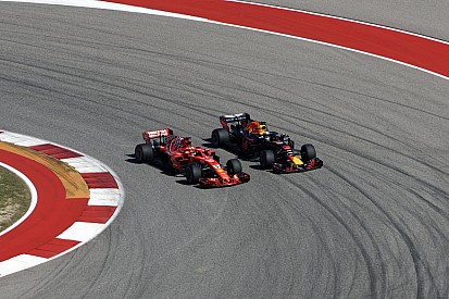 Ricciardo verdedigt Vettel: "Zag niets verkeerds in Austin"