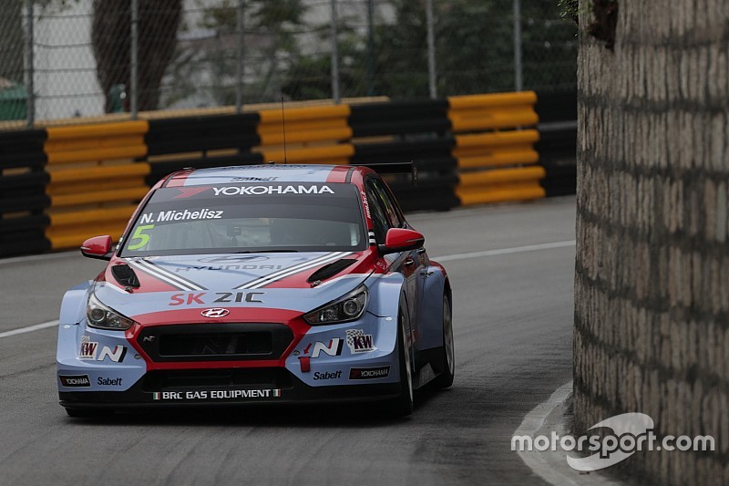Vernay-győzelem Makaóban az első versenyen, Michelisz sérült autóval az 5.