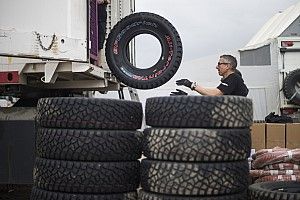 Dakar, BFGoodrich ha impiegato 10 persone per 2.500 operazioni di montaggio e smontaggio gomme!