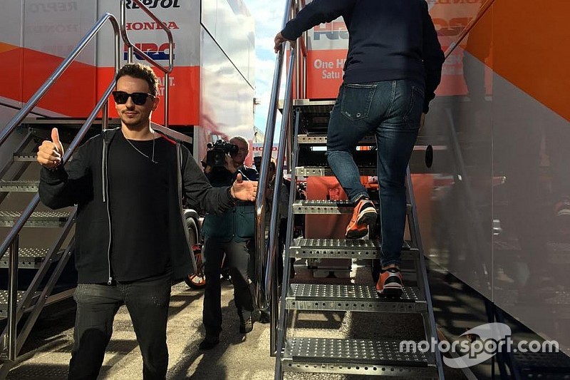 Jorge Lorenzo non parlerà della Honda fino all'anno prossimo