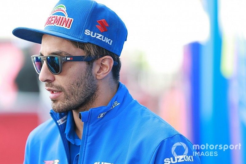 Australian MotoGP: Iannone tops FP2, Crutchlow crashes heavily