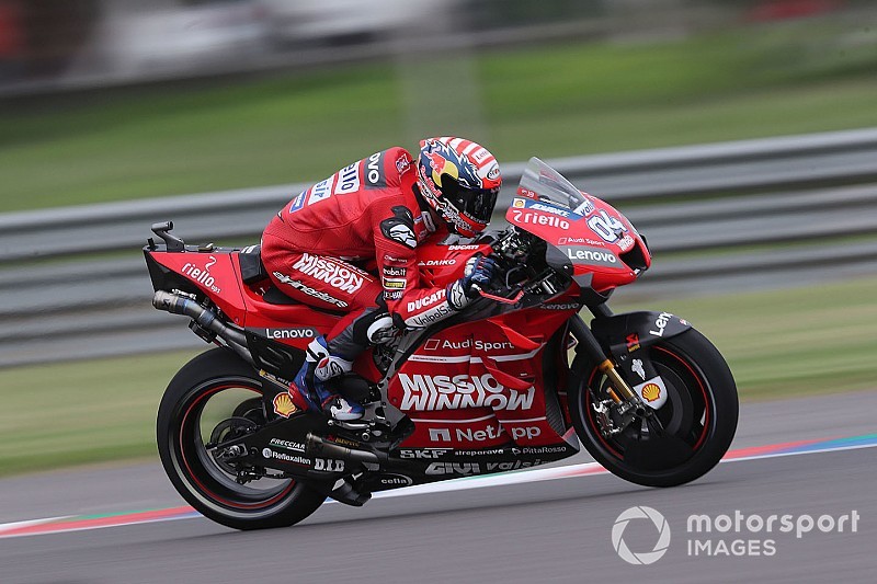 Dovizioso, leader ravi mais prudent