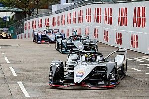 Rowland explains button mishap that ruined his Hong Kong race