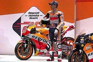 Honda unveils 2019 liveries for Marquez and Lorenzo