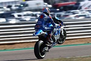 Ринс выиграл Гран При Арагона, Мир вышел в лидеры MotoGP