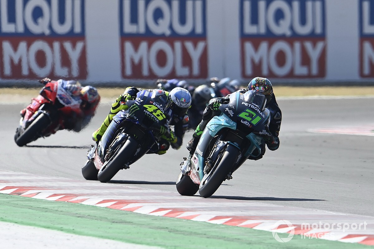 Rossi grapt: "De VR46 Academy was toch niet zo'n goed idee"