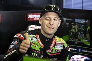 Jonathan Rea Pede Sapu Bersih WSBK Portugal