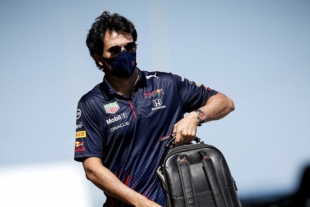 Перес нацелился продлить контракт с Red Bull в августе